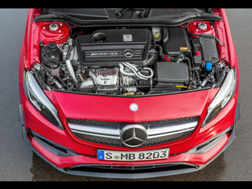 mercedes-benz a-45-amg-4matic-dct-2017 motor