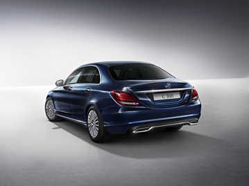 mercedes-benz c-300-anniversary-edition-2017 traseira