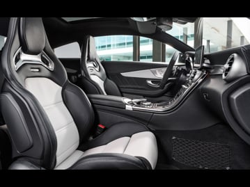mercedes-benz c-63-amg-s-coupe-2017 bancos