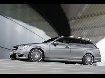 mercedes-benz c-63-amg-touring-2012 lateral