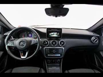 mercedes-benz classe-a-200-16-turbo-flexfuel-dct-2017 painel