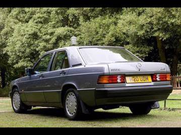 mercedes-benz e-190-class-23-1993 traseira
