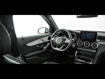 mercedes-benz glc-250-4matic-2017 painel