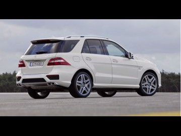 mercedes-benz ml-63-amg-55-v8-biturbo-4matic-2015 traseira