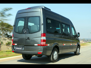 mercedes-benz sprinter-21-cdi-415-van-151-luxo-2016 traseira