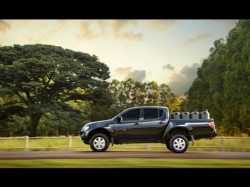 mitsubishi l200-triton-32-didh-glx-4wd-2017 lateral