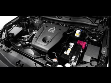 mitsubishi pajero-sport-hpe-24-turbo-aut-2021 motor