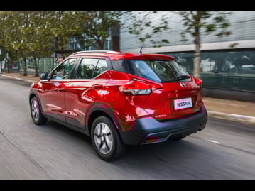 nissan kicks-16-s-cvt-flex-2018 traseira