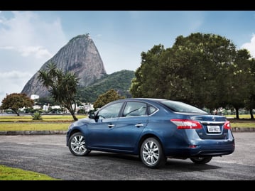 nissan sentra-sl-20-16v-cvt-flex-2016 traseira