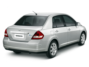 nissan tiida-sedan-18-16v-flexaut-2013 traseira