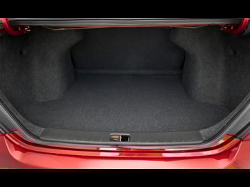 nissan versa-16-16v-s-flex-2017 bagageiro