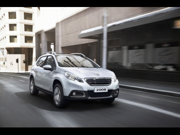 peugeot 2008-allure-16-16v-flex-aut-2018 frente