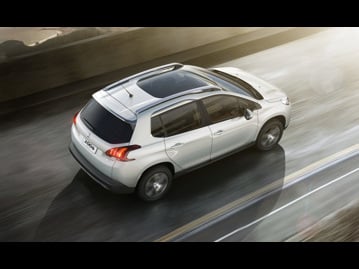 peugeot 2008-allure-16-16v-flex-aut-2018 traseira