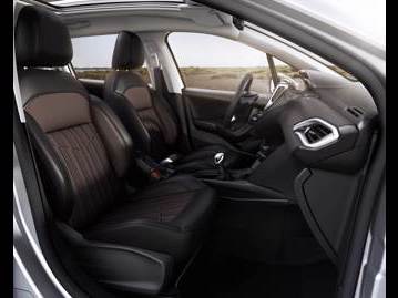 peugeot 2008-griffe-16-16v-flex-aut-2016 bancos