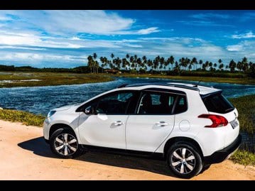 peugeot 2008-griffe-16-16v-flex-aut-2016 lateral