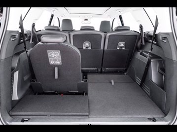 peugeot 5008-16-thp-griffe-2019 bagageiro