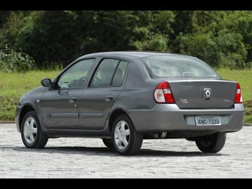renault clio-sedan-expression-16-16v-flex-2009 traseira