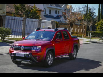 renault duster-oroch-20-16v-dynamique-aut-flex-2018 frente