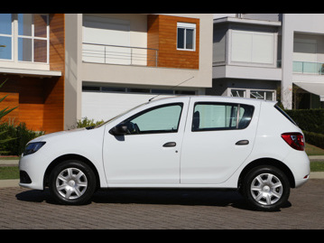 renault sandero-authentique-10-16v-flex-2016 lateral