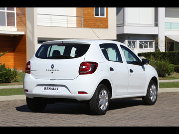 renault sandero-authentique-10-16v-flex-2016 traseira