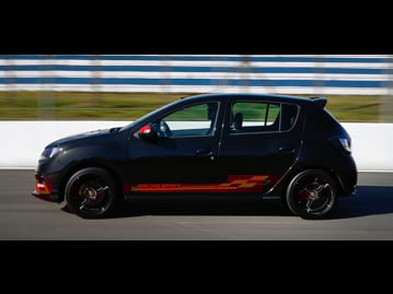 renault sandero-rs-20-16v-racing-spirit-flex-2018 lateral