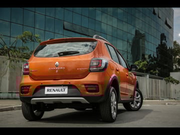 renault sandero-stepway-16-16v-sce-flex-2017 traseira