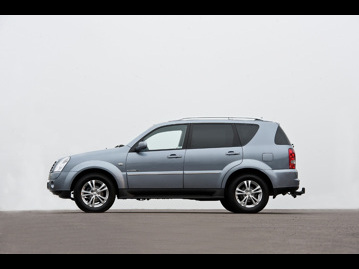 ssangyong rexton-rx-270xdi-2012 lateral