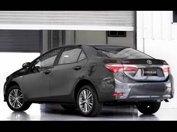 toyota corolla-18-dual-vvt-gli-multidrive-flex-2017 traseira