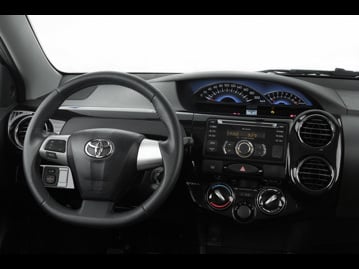 toyota etios-cross-15-flex-aut-2017 instrumentos
