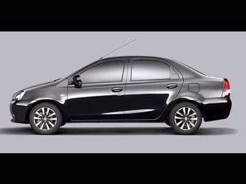 toyota etios-sedan-xls-platinum-15-flex-2015 lateral