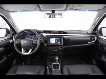 toyota hilux-28-tdi-sr-cd-4x4-aut-2017 painel