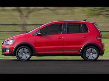 volkswagen fox-16-16v-msi-pepper-flex-2016 lateral