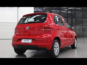 volkswagen fox-trendline-10-tec-flex-2015 traseira