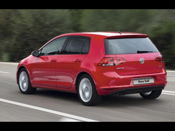 volkswagen golf-14-tsi-bluemotion-tech-dsg-highline-2015 traseira