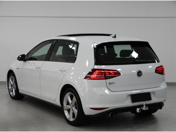 volkswagen golf-gti-20-tsi-dsg-2015 traseira