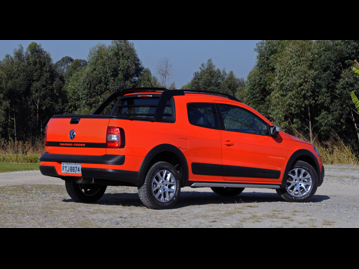 volkswagen saveiro-cross-16-16v-msi-cd-flex-2016 traseira