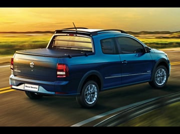 volkswagen saveiro-highline-16-msi-cd-flex-2017 traseira