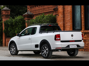 volkswagen saveiro-pepper-16-ce-flex-2018 traseira