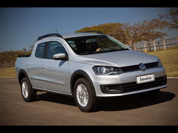 volkswagen saveiro-trendline-16-msi-cd-flex-2016 frente