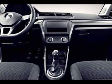 volkswagen saveiro-trendline-16-msi-cs-flex-2017 painel