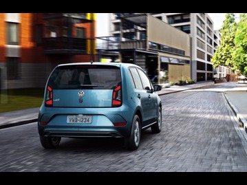 volkswagen up-10-12v-eflex-move-up-imotion-2018 traseira