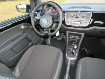 volkswagen up-10-12v-eflex-run-imotion-2017 painel