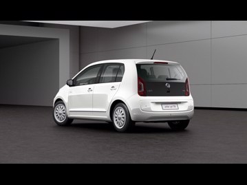 volkswagen up-10-12v-tsi-eflex-white-up-2017 traseira