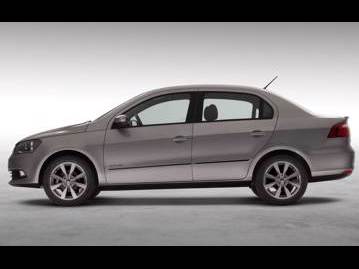 volkswagen voyage-16-vht-highline-flex-2015 lateral