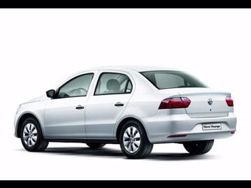 volkswagen voyage-16-vht-trendline-flex-2015 traseira