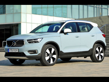 volvo xc40-20-t5-momentum-2018 frente