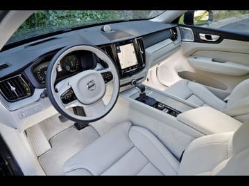volvo xc60-20-t5-drivee-kinetic-2017 painel